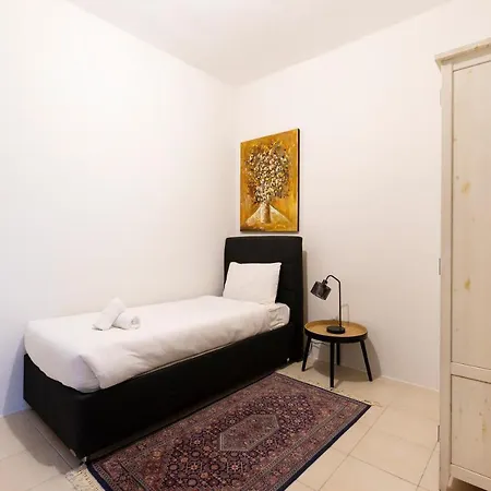 شقة Charming: 3br Near The By 360 Estates *